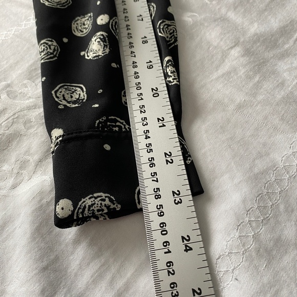 White Stag Women's Black Patterned Long Sleeve Sheer Blouse Size 10 - Picture 10 of 12